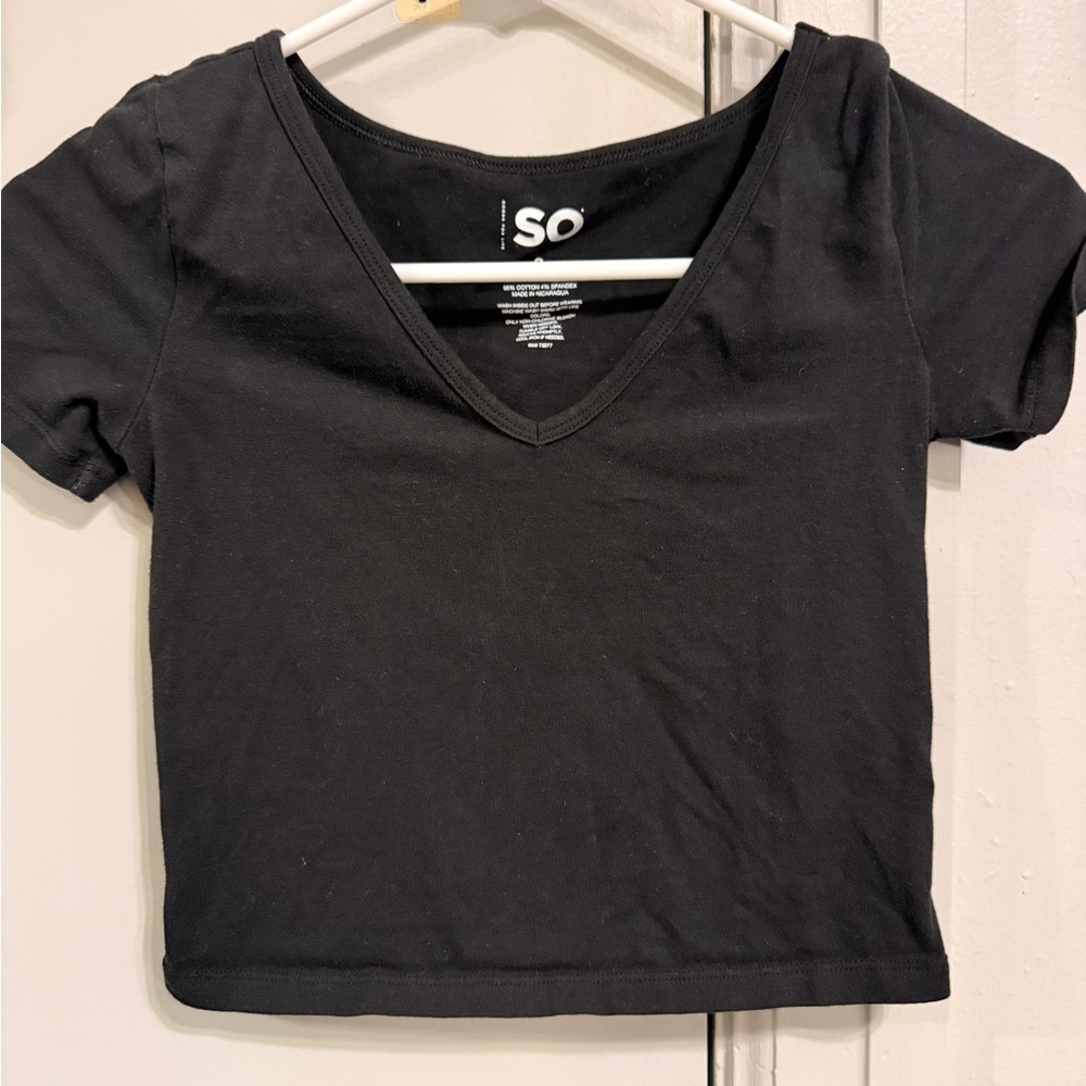 SO Women's Black Crop Top
